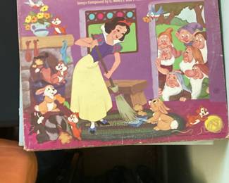 Walt Disney's Snow White and the Seven Dwarfs Disneyland Records Book and Record Set