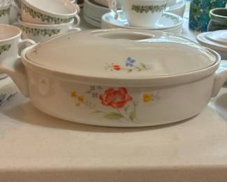 Andrea by Sadek Country Flowers 1.5 Quart Casserole