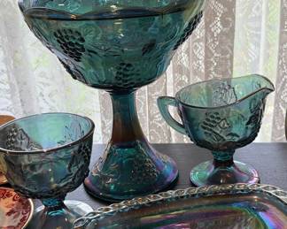 Indiana Glass Harvest Grape Carnival Glass Set