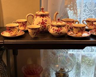 Regina Delft Tea Set