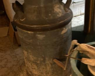 Vintage Galvanized Steel Milk Can with Lid