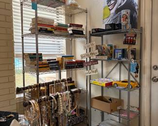 Jewelry - Books - Games