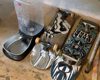 Skateboard and gravity water bowl