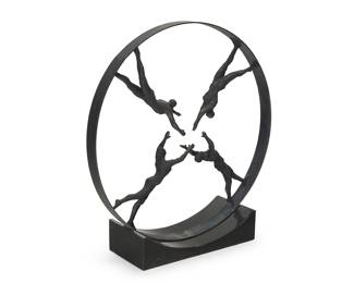 3176 A Global Views iron sculpture "Reaching for Center" Early 21st century Enameled iron on black granite base Unmarked Overall height 41 3/4 in., width 40 in., depth 11 1/4 in. Estimate: $400 - $600