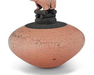 3091 Kate & Will Jacobson (20th/21st Century) A studio ceramic bear effigy vessel, 1992 Incised signature and date: Jacobson 12/92 Height 13 3/4 in., diameter 13 3/8 in. Estimate: $200 - $400