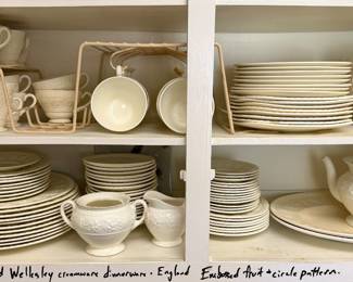 Vintage Wedgewood Wellesley dinnerware