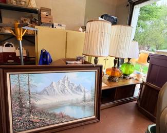 Painting, lamps, coffee and end table set