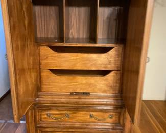 Chest of drawers queen set