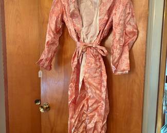 Vtg Robe