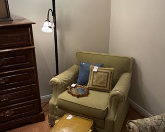 Floor Lamp, MCM Cushioned Stool, Embroidered Throw Pillow, Gilt Wall Mirror