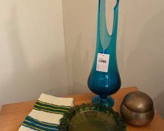 MCM Swung Vase