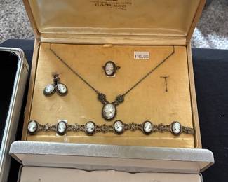Vtg Jewelry