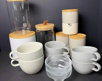 261 nespressoglasscanistersbowlsandcups