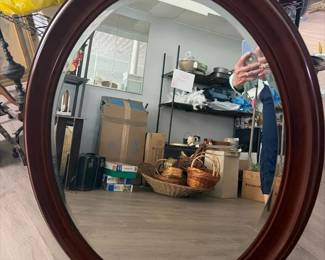 258 bombaycompanyovalwallmirrorwithwoo