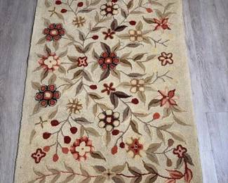 256 floralhookedrugwithmulticolorpatter