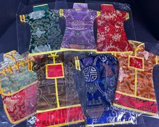 323 assortedbrocadechinesestylewinebott