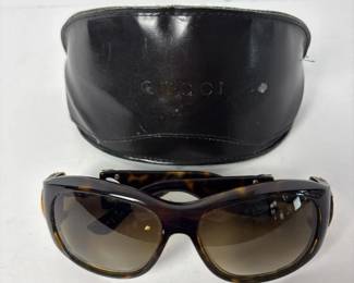 015 guccitortoisesunglasseswithcase