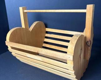 249 woodenheartsideslattedbasketwithha