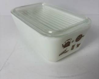 026 pyrex0502refrigeratordishwithlid