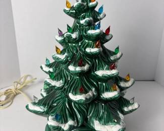 239 vintageceramicchristmastreelamp