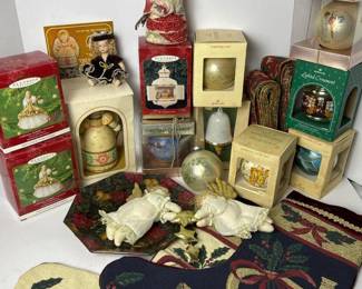 282 christmasornamentsstockingsanddecor