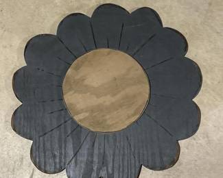 363 22rusticwoodenflowershapedwallhang