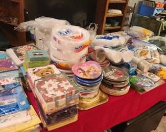Disposable plates/utensils