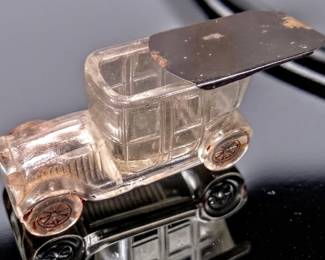 1920s Victory Glass 6-Window Candy Container Car – Sliding Tin Top, Burgundy Wheels – Potterville