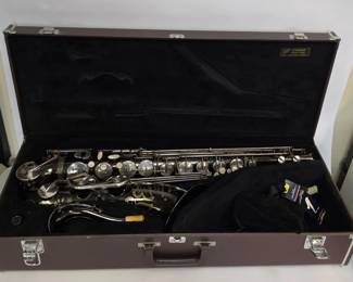 Dave Guardala Hand-Engraved Baritone Saxophone with Case – Made in Germany