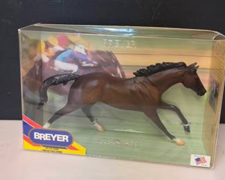 Breyer Horse No. 476 Cigar Famous Race Horse in Original Packaging