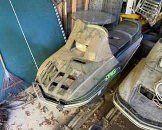 Arctic Cat Jag 3000 Vintage Snowmobile – White Cloud