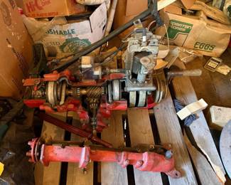Gravely Tractor Cutaway Instructional Display Model – Rare – White Cloud