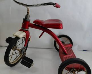 Vintage Early 1970s Red and White Schwinn Tricycle
