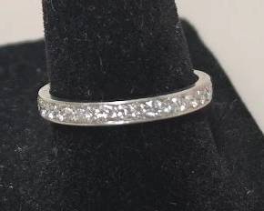 Ladies Platinum Eternity Ring - 31 Diamonds (.93 CTW), Appraised $3,150