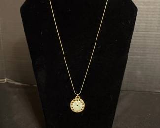 14 Karat Gold Chain And Pendant