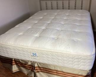 Ultra Plush Mattress Frame
