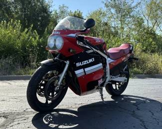 1985 Suzuki GSX-R750, VIN# GR71F104889, Kilometers Showing On Odometer 7236