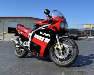 1985 Suzuki GSX-R750, VIN# GR71F104889, Kilometers Showing On Odometer 7236