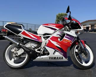 1986 Honda NS400R Rothmans Racing Special Edition, VIN# JH2NC1902GM000291, Kilometers Showing On Odometer 2178