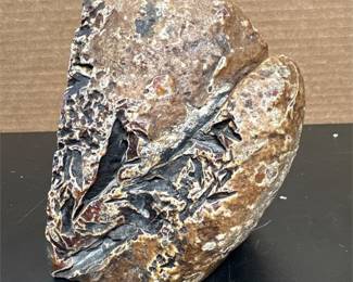 Polished Banded Agate Decorative Specimen (2/2)