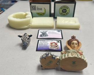 Pot Bellys Striper Zebra and Historicals Queen Elizabeth I Figurine Boxes (3/4)