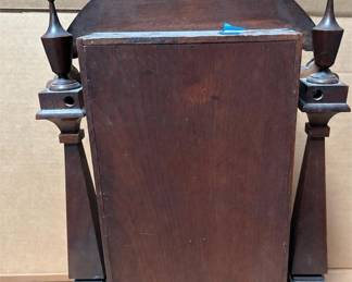 Seth Thomas Wooden Mantel Clock with Pendulum and Key (3/3)