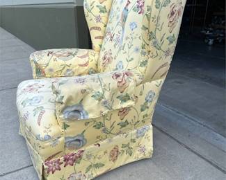Skirted Wingback Armchair with Bird and Floral Upholstery (2/4)