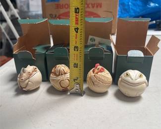 Harmony Kingdom Roly Polys Roseanne, Winston, Rush and Divine Box Figurines (3/3)