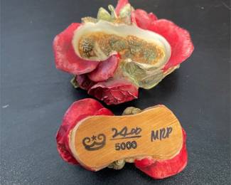 Harmony Kingdom Double Red Rose Box Figurine, Lord Byron’s Harmony Garden (2/3)