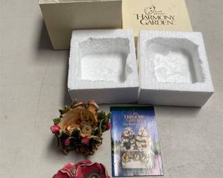 Harmony Kingdom Lord Byron’s Harmony Garden Poppy Box, Retired, Box and Booklet (2/2)