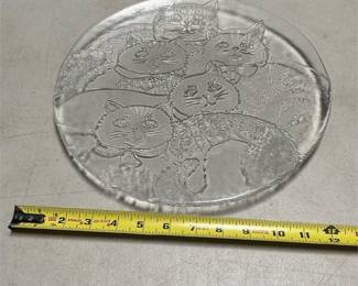 Round Clear Glass Platter with Embossed Cats (4/4)
