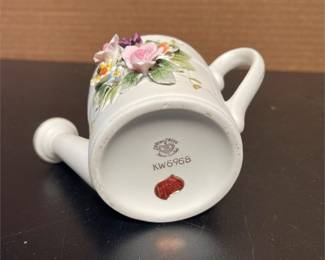 Lefton China KW6968 Ceramic Watering Can with Applied Flowers (3/3)