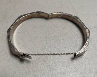 Sterling Silver Octagonal Hinged Bangle Bracelet, Marked 925 (2/5)