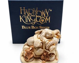 Harmony Kingdom Heavy Petting TJBL04 Box Figurine, Signed Peter Calvesbert